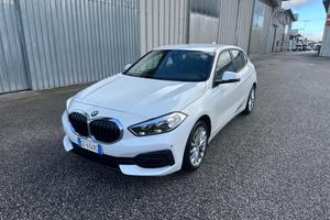 Bmw 116 d 5p. Advantage SPORT