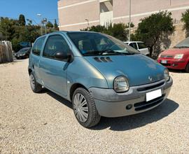 RENAULT TWINGO 1.1 B - 2003