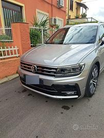 volkswagen tiguan R line 2.0 tdi dsg