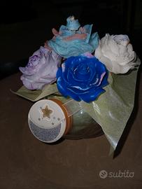 vasi bouquet di fiori di cera