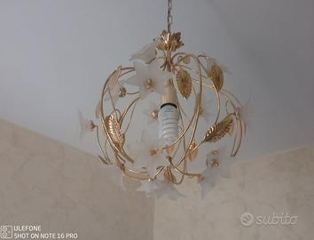 Lampadario con foglie