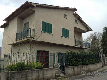 Villa nel centro di Dipignano