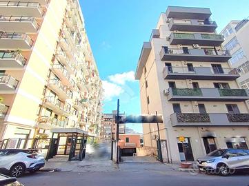 NEGOZIO A PALERMO