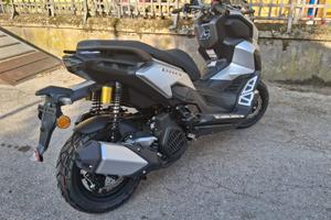 SCOOTER KL BRERA X 125 SILVER LIQUID COOLED