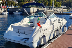 Semi-cabinato Sea Ray 240 Sundancer