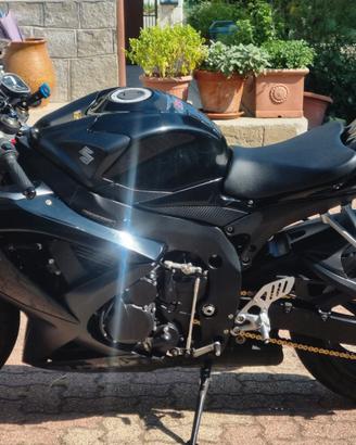 SUZUKI GSX-R K8  (2008) CC 600 