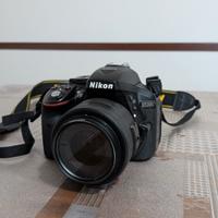 Nikon D5300 + obiettivi 18-55mm  35mm F1.8