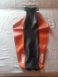 Rivestimento sella ktm 640 smc lc4