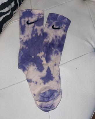 Calzini Nike viola e bianchi