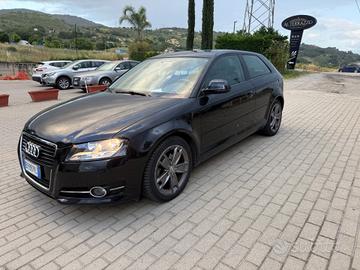 Audi A3 1.6 TDI 105 CV CR Attraction