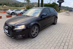 Audi A3 1.6 TDI 105 CV CR Attraction