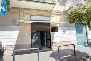 Negozio, ufficio, esposizione, h24