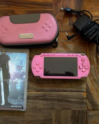 Sony Psp 1004 ROSA  + Final fantasy 7 chrisis Core