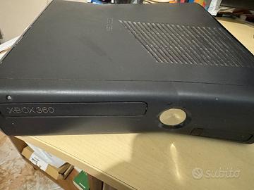 xbox 360 slim 4gb non funzionante