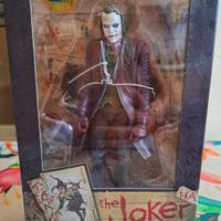 Action figure Joker "Cavaliere Oscuro"