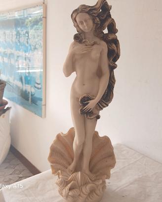 scultura la nascita di Venere