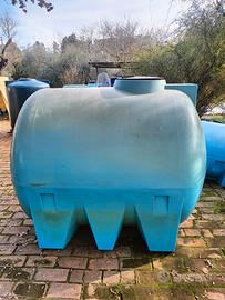 Serbatoio acqua 3000 litri Planiplastic.