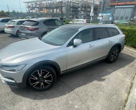 Volvo V90 Cross Country perfetta