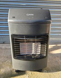 stufa a gas perfettamente  funzionante 