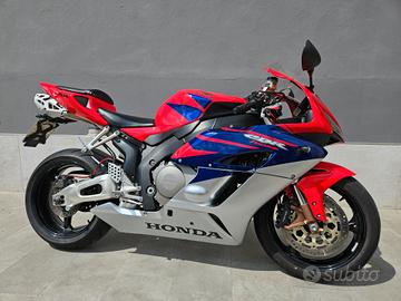 Honda CBR 1000 RR Fireblade