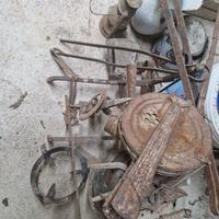 Articoli del mondo rurale e contadino