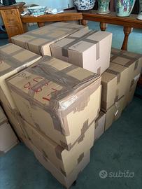 24 scatoloni di libri