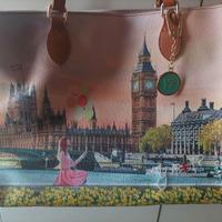 Borsa sottospalla Ynot? - Tema Big Ben.