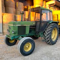 John Deere 3040