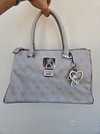 Borsa a mano guess monogram y2k