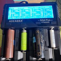 Caricabatterie ADEASKA SQ4 Plus 