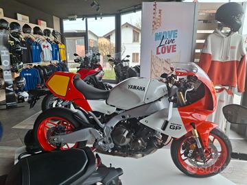 Yamaha XSR 900 GP LEGEND RED KM 0 2026