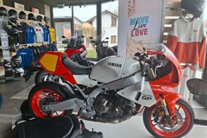 Yamaha XSR 900 GP LEGEND RED KM 0 2026