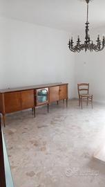 Mobile bar in legno
