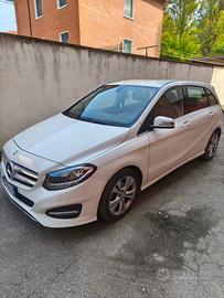 Mercedes B 180 CDI con Recente Manutenzione
