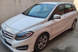 Mercedes B 180 CDI con Recente Manutenzione