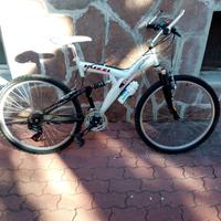 MTB in buone condizioni. usata poco. 