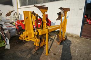 ARATRO BIVOMERE REVERSIBILE 80 100 hp