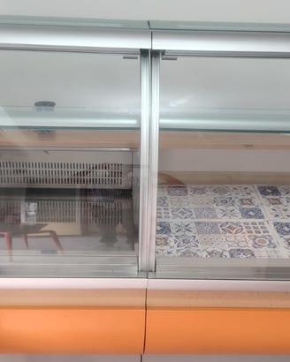 vetrina frigo 