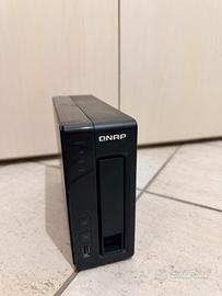 NAS QNAP + WD Red 3TB