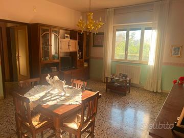 Bilocale viale Tica Palano