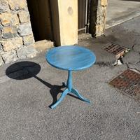 Tavolino in legno per arredo