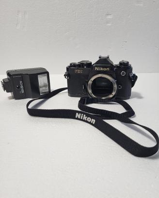 Nikon FE2 solo corpo + Flash Achiever 115A
