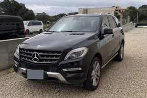 Mercedes Benz ML250 BlueTec con gancio traino