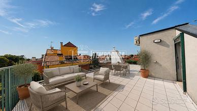 Esclusivo 4 locali con terrazzo e doppi servizi