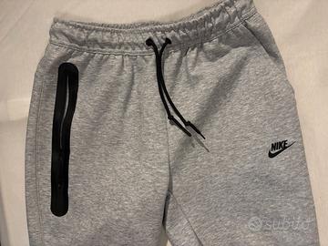Nike Tech Jogging