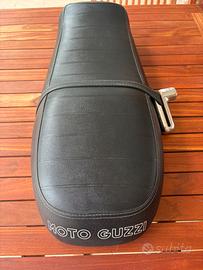 Sella originale Moto Guzzi V7 Stone + blocca disco
