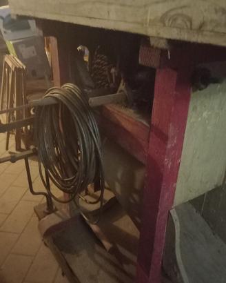 Sgranatrice,  pannocchie  di mais