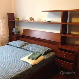 Camera per ragazza lavoratrice