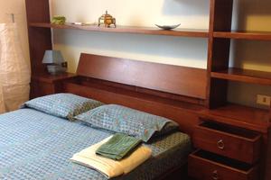 Camera per ragazza lavoratrice