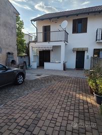 Casa semindipente